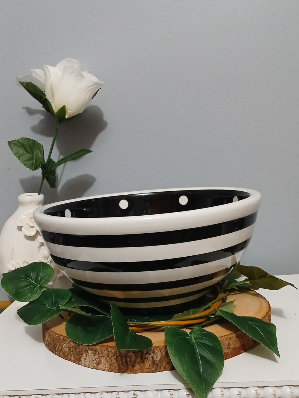 New!! Striped Black and White Decorative Ceramic Bowl by Terramoto Ceramic NWT